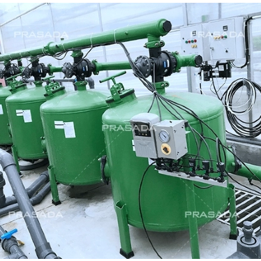 Is It Better To Have Glass Or Polycarbonate in A Greenhouse?